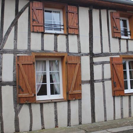Le Quebec Apartment Arrigny Екстериор снимка