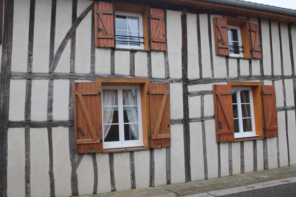 Le Quebec Apartment Arrigny Екстериор снимка