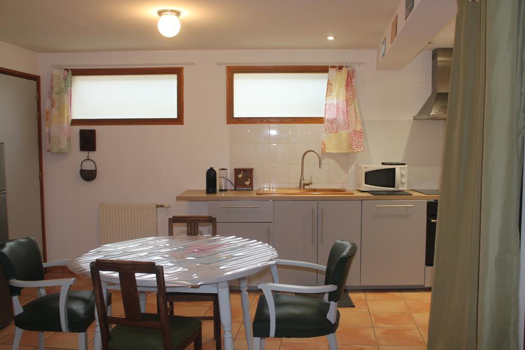 Le Quebec Apartment Arrigny Екстериор снимка