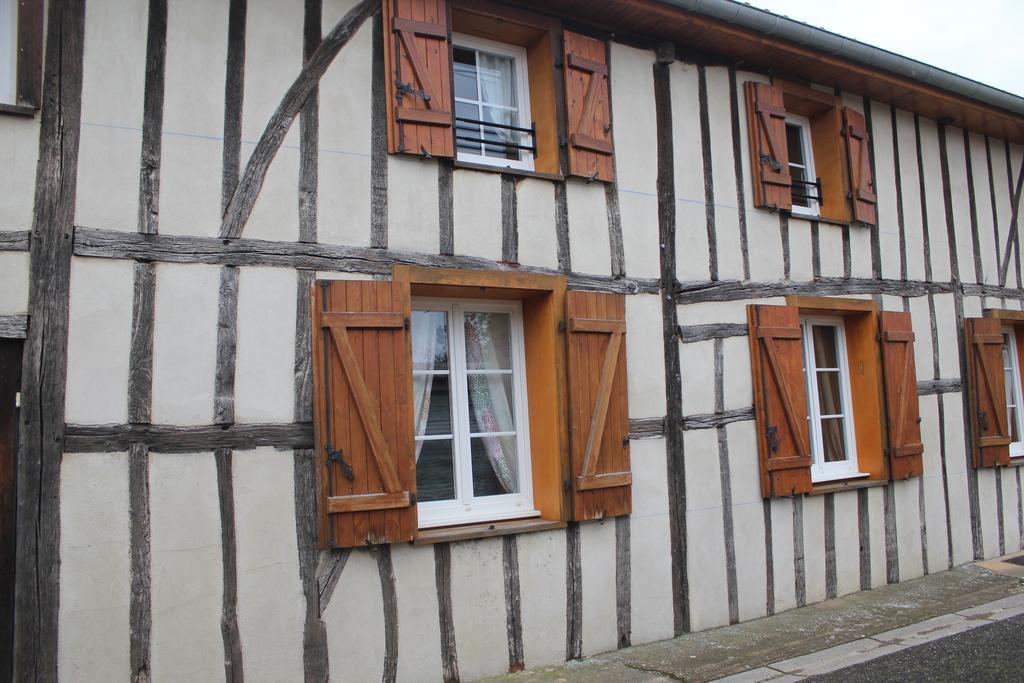 Le Quebec Apartment Arrigny Екстериор снимка