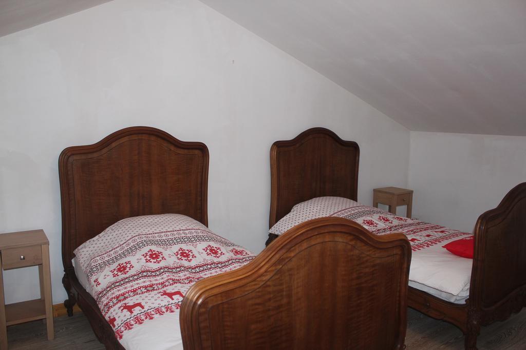 Le Quebec Apartment Arrigny Екстериор снимка